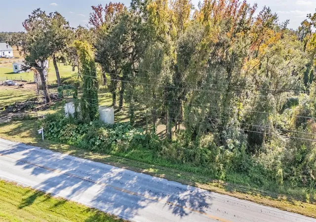 21st image of 18113 672 Hwy, Lithia, FL 33547 | MLS# TB8449953