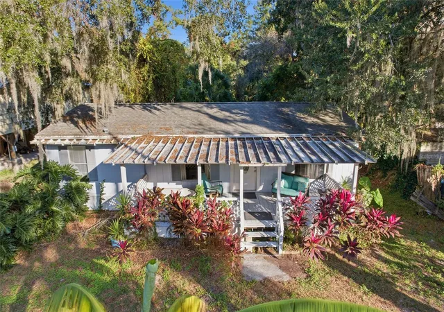 Photo 1 of Manufactured home for sale at 843 Cr 484, Lake Panasoffkee, FL 33538 | MLS# O6362168 | Listing updated on 2026-10-02