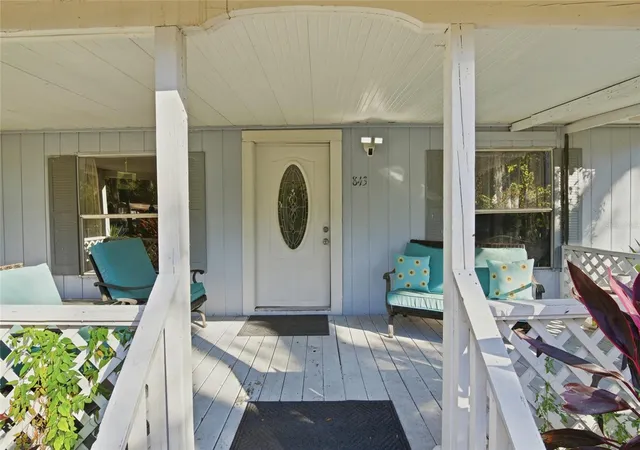 Photo 2 of Manufactured home for sale at 843 Cr 484, Lake Panasoffkee, FL 33538 | MLS# O6362168 | Listing updated on 2026-10-02