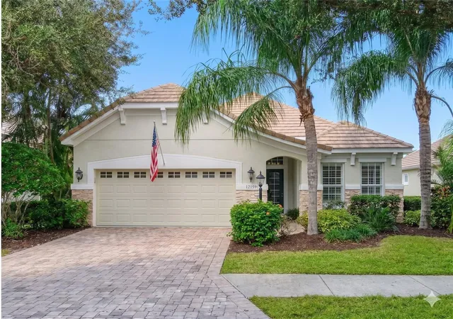Homes for sale in Lakewood Ranch, FL | 12129 Thornhill Ct, Lakewood Ranch, FL 34202 | MLS# A4672799