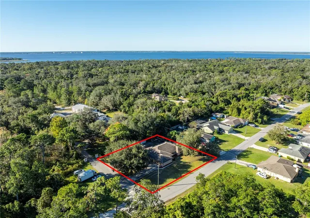 Photo 4 of Single family home for sale at 1191 S Brickell Dr, Deltona, FL 32725 | MLS# O6362259 | Listing updated on 2026-09-12