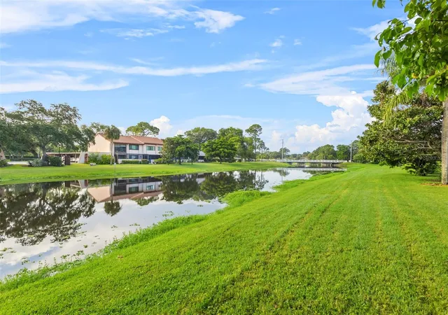 Photo 4 of Condo for sale at 9669 86th Avenue #9669, Seminole, FL 33777 | MLS# TB8450137 | Listing updated on 2025-11-22