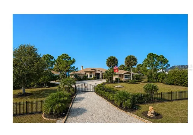 5th image of 2209 Lost River Trl, Ruskin, FL 33570 | MLS# TB8450151