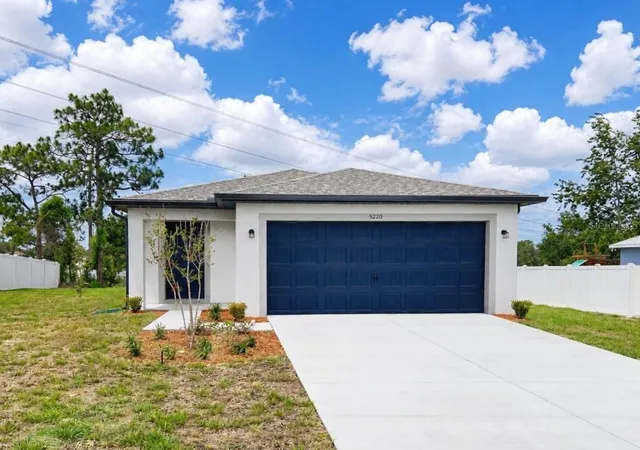 Photo 2 of Single family home for sale at 5220 Wendal St, Spring Hill, FL 34609 | MLS# TB8450368 | Listing updated on 2026-10-12