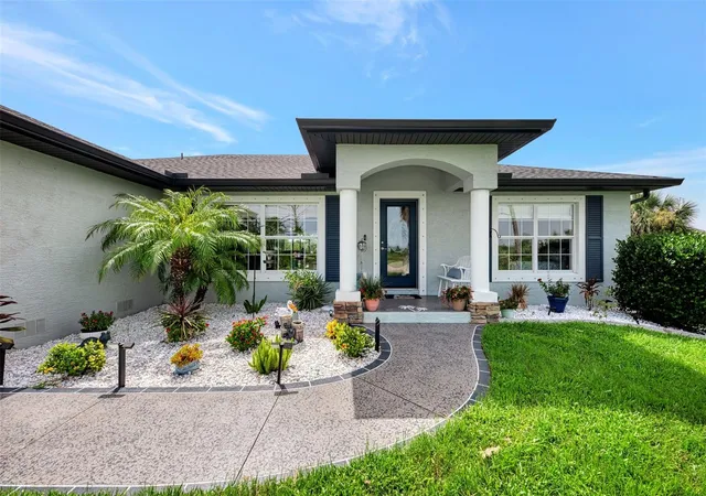 Homes for sale in Placida, FL | 8 Amidship Rd, Placida, FL 33946 | MLS# A4672923
