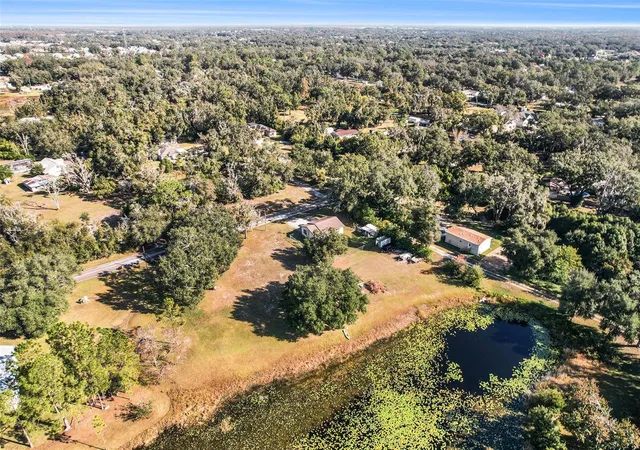 15th image of 2215 Wallace Rd, Lutz, FL 33549 | MLS# TB8450439