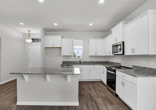 Photo 4 of Sale Pending at 16845 Hobe Sound Ct, Winter Garden, FL 34787 | MLS# O6362478 | Listing updated on 2026-08-31