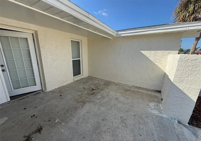 Photo 2 of Single family home for sale at 6104 Seabreeze Dr, Port Richey, FL 34668 | MLS# W7880947 | Listing updated on 2026-09-25