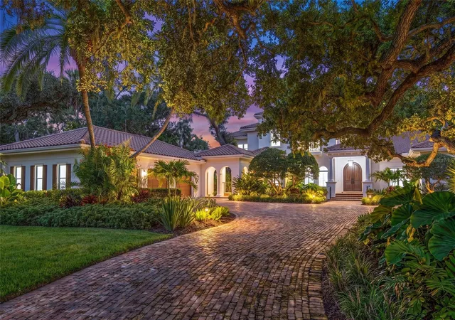 1st image of 3000 Southwest Dr, Sarasota, FL 34239 | MLS# A4672971
