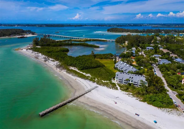 28th image of 641 Broadway St, Longboat Key, FL 34228 | MLS# A4672996