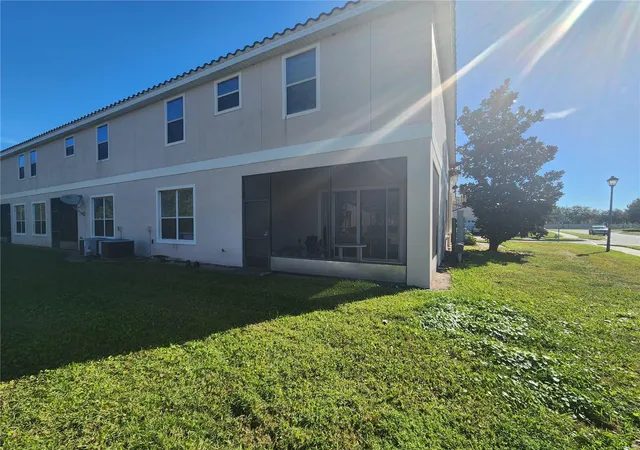26th image of 2852 Eastham Ln, Kissimmee, FL 34741 | MLS# S5139025