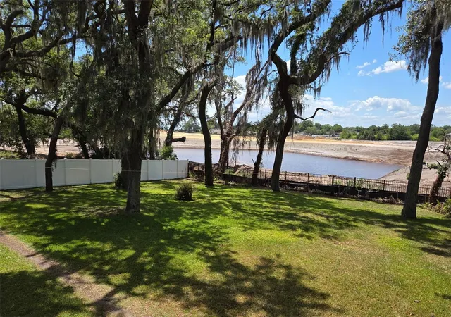 Photo 2 of Single family home for sale at 34041 Highland Rd, Leesburg, FL 34788 | MLS# G5104831 | Listing updated on 2026-10-07