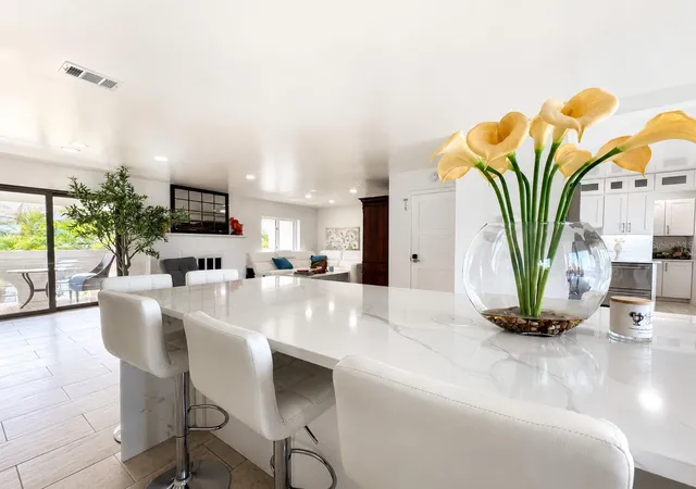 4th image of 2710 Hibiscus Dr W, Belleair Beach, FL 33786 | MLS# TB8450599
