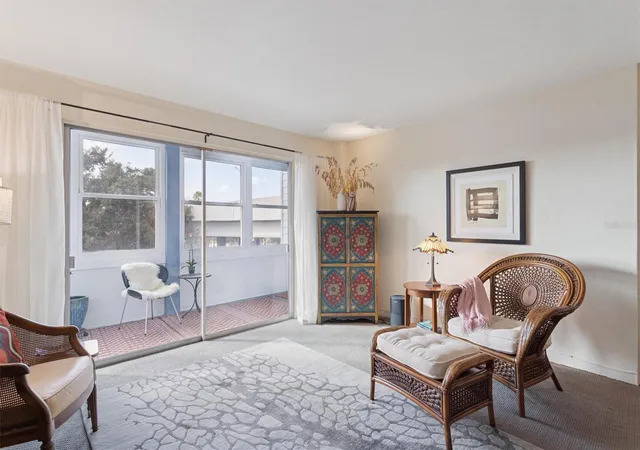 Photo 3 of Condo for sale at 841 4th Avenue N #32, Saint Petersburg, FL 33701 | MLS# TB8450640 | Listing updated on 2026-08-26