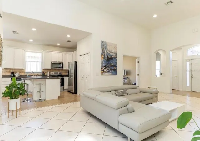 Photo 4 of Single family home for sale at 2110 Bunker View Ct, Kissimmee, FL 34746 | MLS# O6362653 | Listing updated on 2026-06-27