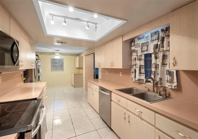 4th image of 630 Grand Plaza Dr, Orange City, FL 32763 | MLS# O6362665