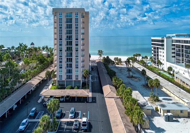 3rd image of 1212 Benjamin Franklin Dr #607, Sarasota, FL 34236 | MLS# A4673049