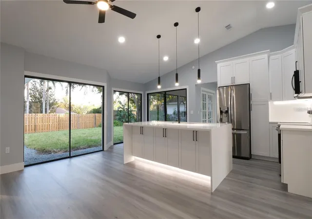 Photo 3 of Single family home for sale at 1007 NW 82nd Street, Bradenton, FL 34209 | MLS# TB8450767 | Listing updated on 2026-09-01