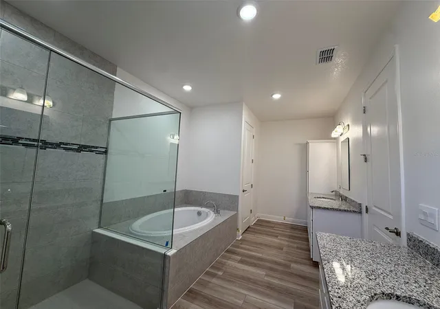Photo 3 of Single Family Residence at 2761 SW 175th Loop, Ocala, FL 34473 | MLS# O6362755 | | Sold on 2026-03-09
