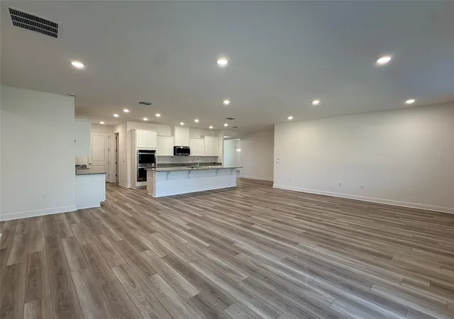 Photo 4 of Single Family Residence at 2761 SW 175th Loop, Ocala, FL 34473 | MLS# O6362755 | | Sold on 2026-03-09