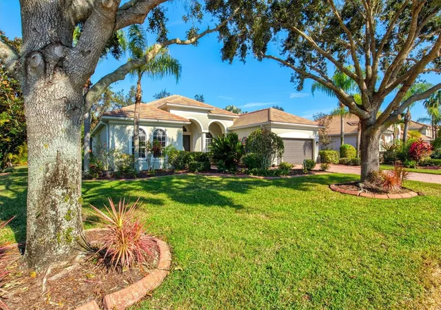 3rd image of 14757 2Nd Avenue Cir Ne, Bradenton, FL 34212 | MLS# A4673128