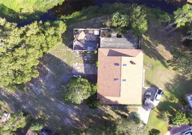 Photo 2 of Single family home for sale at 35412 Crescent Dr, Fruitland Park, FL 34731 | MLS# O6363023 | Listing updated on 2026-09-12