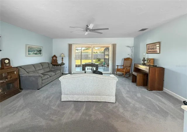 Photo 3 of Single family home for sale at 2042 Country Meadows Pl, Sarasota, FL 34235 | MLS# A4673225 | Listing updated on 2026-08-25