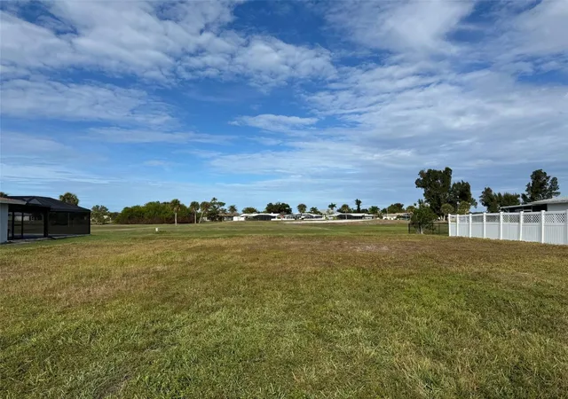 Photo 1 of Land for sale at 48 Oakland Hills Ct, Rotonda West, FL 33947 | MLS# D6144933 | Listing updated on 2026-10-09