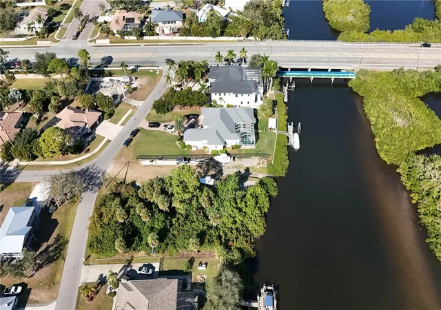 3rd image of Bayview Dr, Nokomis, FL 34275 | MLS# A4673285
