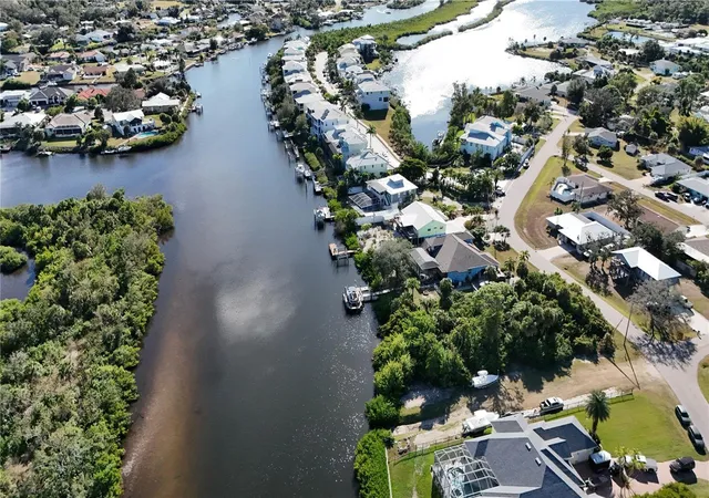 4th image of Bayview Dr, Nokomis, FL 34275 | MLS# A4673285