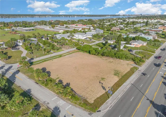 5th image of 2752 S Atlantic Ave, Daytona Beach, FL 32118 | MLS# O6363246