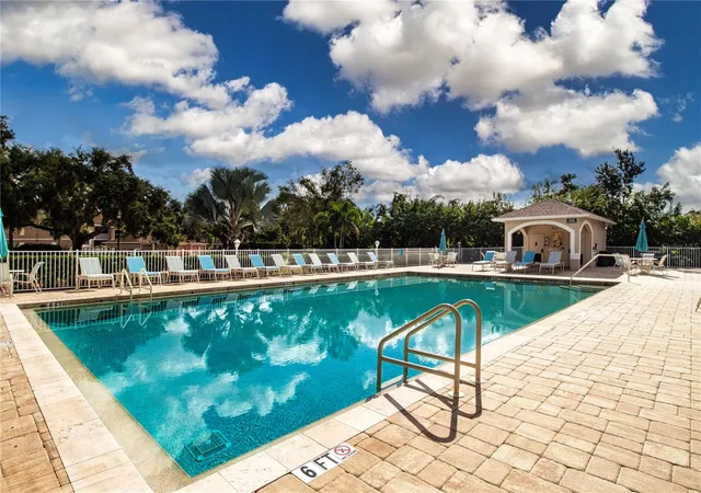 Homes for sale in Sarasota, FL | 5300 Hyland Hills Avenue, Sarasota, FL 34241 | Houzeo