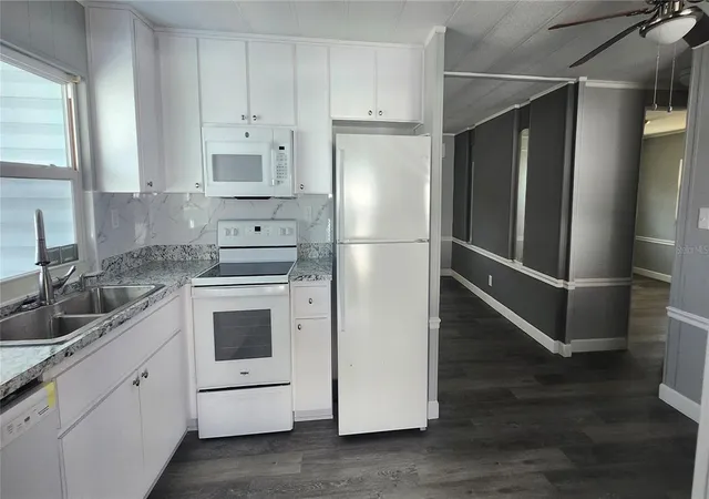 2nd image of 10803 Freedom Dr, Port Richey, FL 34668 | MLS# W7881050