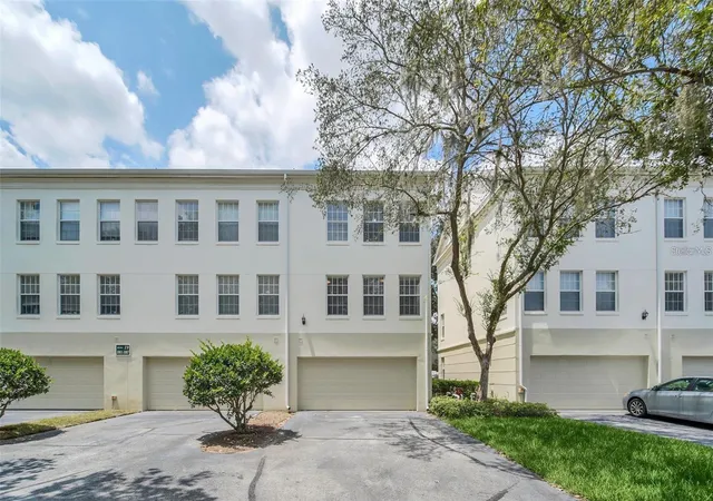 3rd image of 1007 Siena Park Blvd E, Kissimmee, FL 34747 | MLS# O6363346