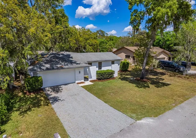3rd image of 437 Alpine St, Altamonte Springs, FL 32701 | MLS# O6363357