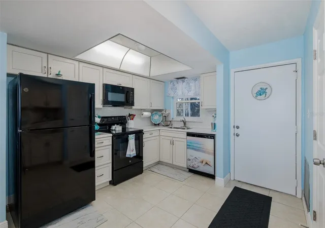 5th image of 4939 Floramar Ter #312, New Port Richey, FL 34652 | MLS# W7881055