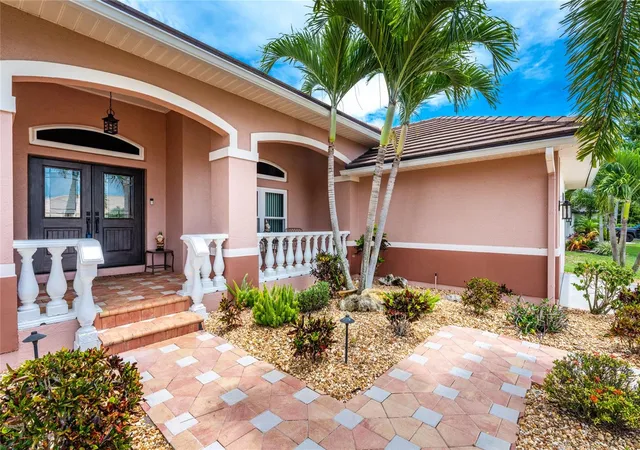 Photo 3 of Single family home for sale at 310 Coral Crk Dr, Placida, FL 33946 | MLS# D6144958 | Listing updated on 2026-10-05