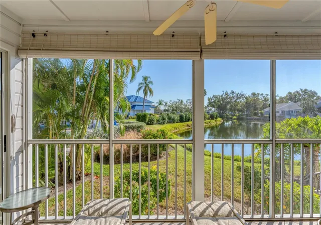 Photo 3 of Condo for sale at 983 Sandpiper Cir, Bradenton, FL 34209 | MLS# A4673421 | Listing updated on 2026-07-02