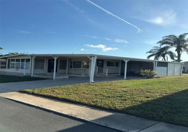 39th image of 3211 Lanark Dr, Holiday, FL 34690 | MLS# W7881063