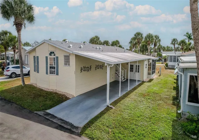 Photo 1 of Manufactured home for sale at 2100 Kings Hwy #200, Punta Gorda, FL 33980 | MLS# C7518339 | Listing updated on 2026-08-28