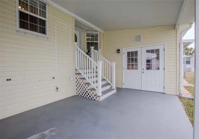 Photo 4 of Manufactured home for sale at 2100 Kings Hwy #200, Punta Gorda, FL 33980 | MLS# C7518339 | Listing updated on 2026-08-28