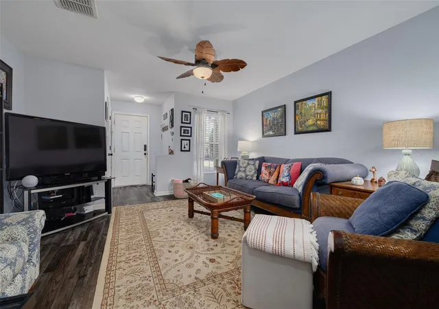 2nd image of 2096 Sun Down Dr, Clearwater, FL 33763 | MLS# TB8451879