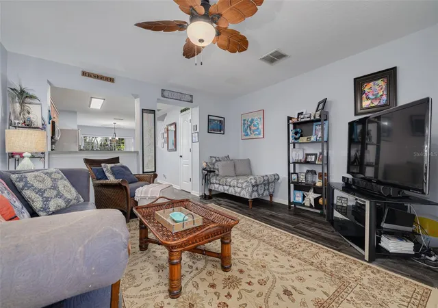 4th image of 2096 Sun Down Dr, Clearwater, FL 33763 | MLS# TB8451879