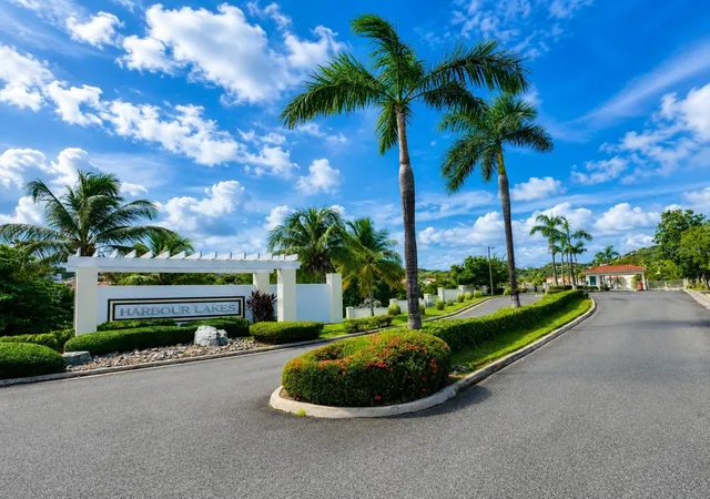 Homes for sale in Humacao, PR | Palmas Dr Cond Harbour Lakes #26, Humacao, PR 00791 | MLS# PR9117657