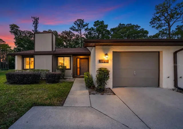 Townhouse for sale at 3601 NE 17th Lane, OCALA, FL 34470 | MLS# OM714311