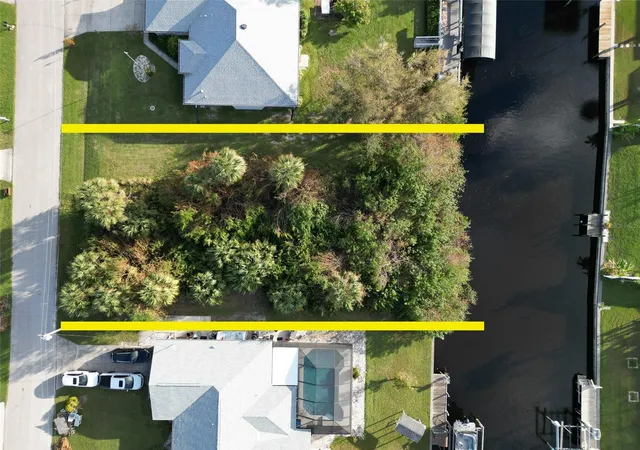 Photo 1 of Land for sale at 4194 Yucatan Cir, Port Charlotte, FL 33948 | MLS# A4673546 | Listing updated on 2025-12-02