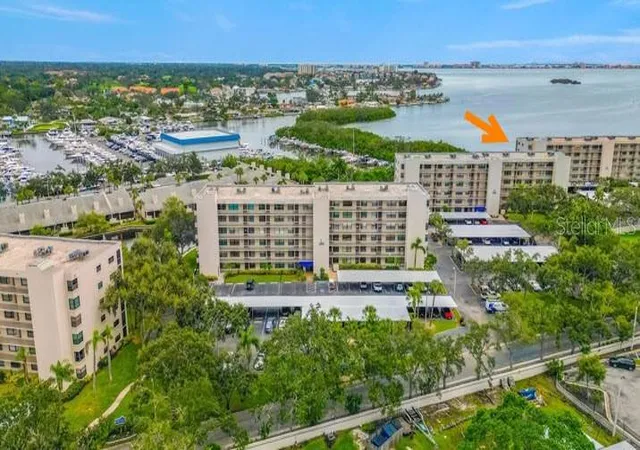 Photo 3 of Condo for sale at 1332 Pasadena Ave S #501, South Pasadena, FL 33707 | MLS# TB8452052 | Listing updated on 2026-09-16