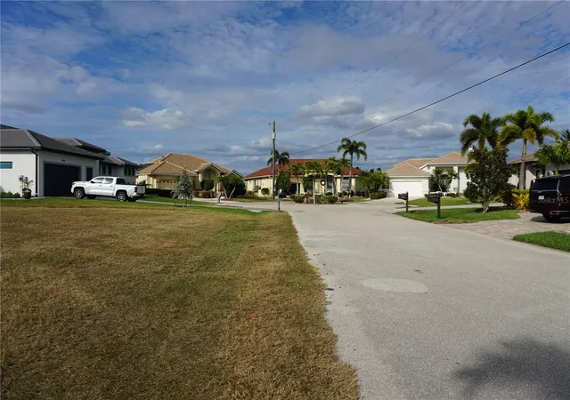 3rd image of 4019 Maltese Ct, Punta Gorda, FL 33950 | MLS# C7518415