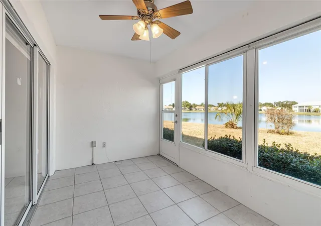Homes for sale in Bradenton, FL | 4115 Putter Pl #4115, Bradenton, FL 34203 | MLS# A4673590
