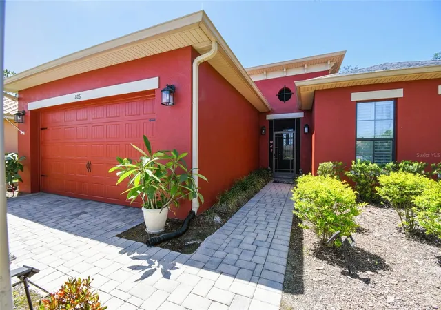 Photo 3 of Single family home for sale at 806 Ebb Tide Ln, Kissimmee, FL 34759 | MLS# S5139382 | Listing updated on 2026-10-17
